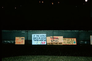 plakaty na strajku klimatycznym 